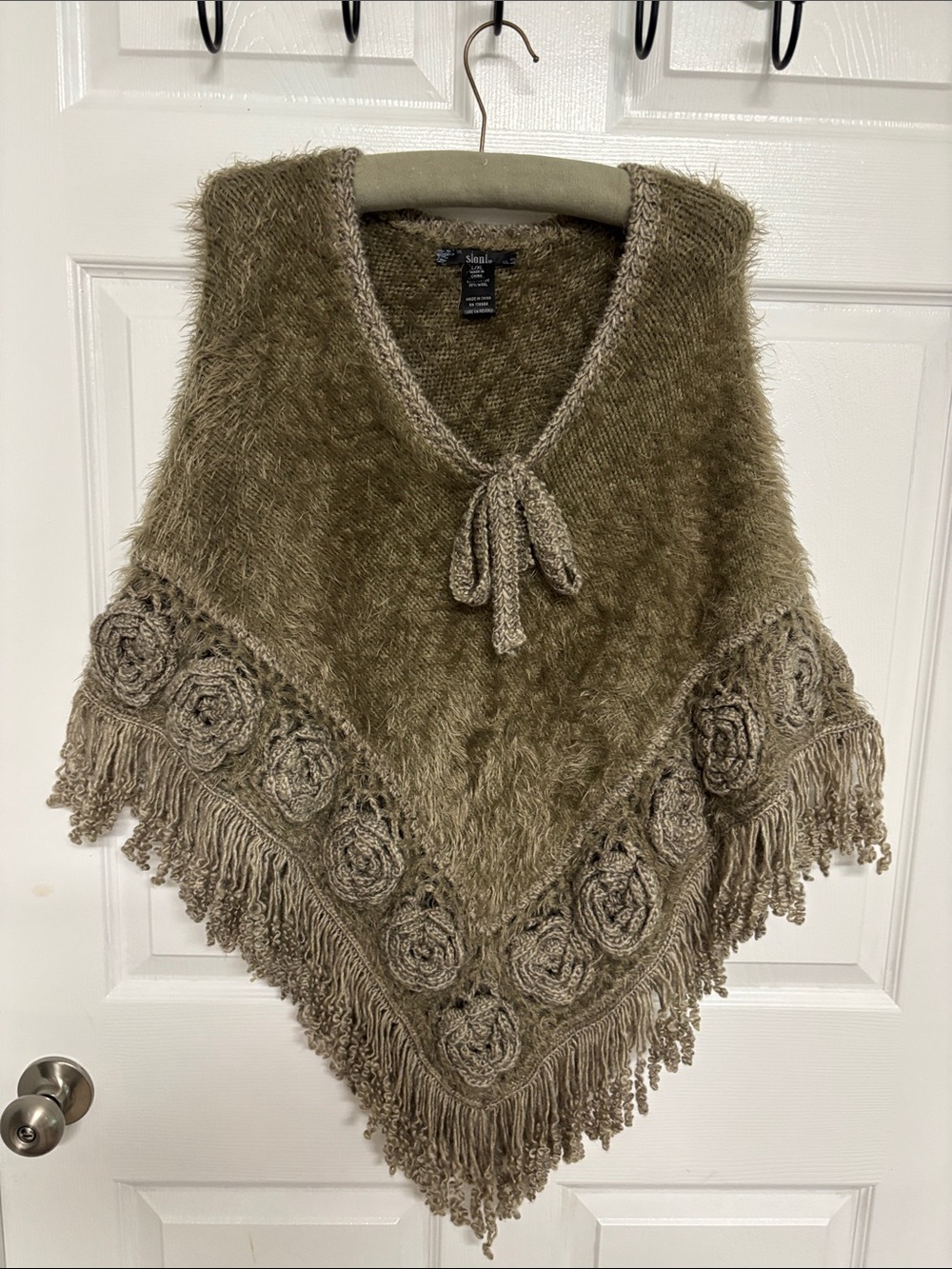 Women’s Olive Green /Taupe Fringe Knit Poncho